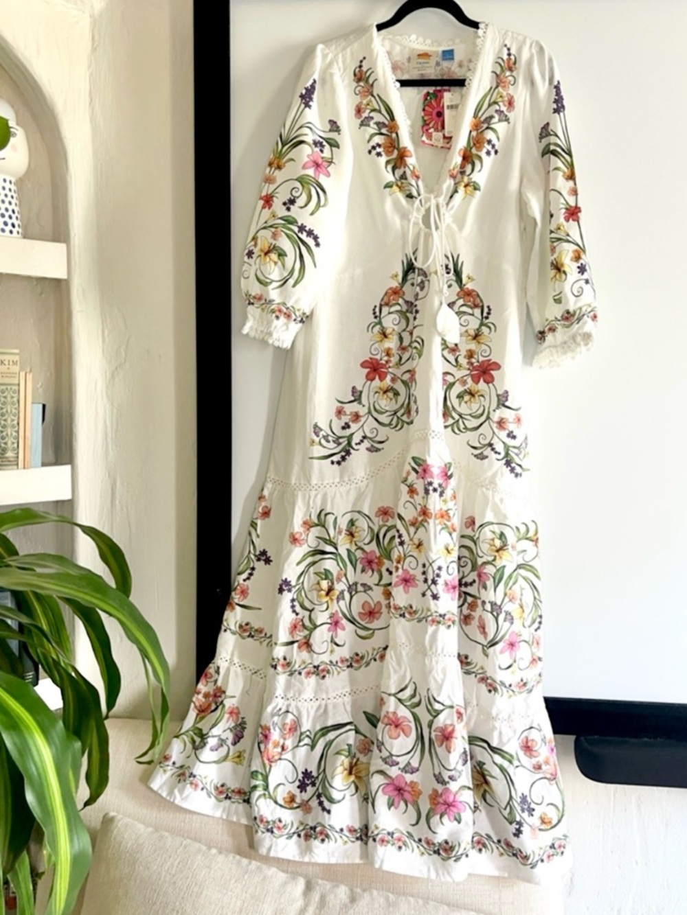 FARM Rio White Floral Printed Linen Blend Cutout Maxi Dress Size Large NWT